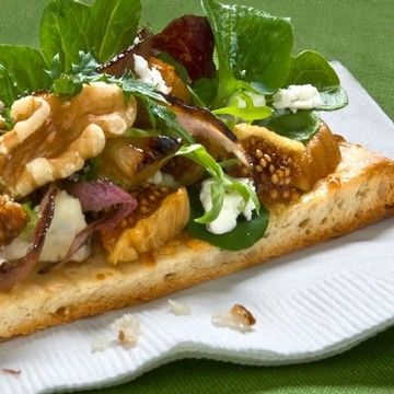 Harvest Appetizer Pizza with California Walnuts, Fresh Figs and Goat Cheese Harvest Appetizer Pizza with California Walnuts, Fresh Figs and Goat Cheese