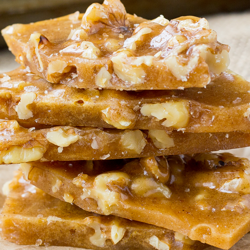 Walnut Brittle with Cinnamon and Cloves Walnut Brittle with Cinnamon and Cloves