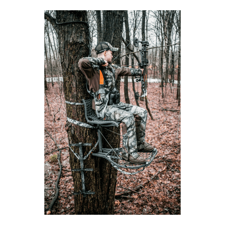 Hawk Cruzr™ Bone Collector™ Hang-On Treestand - In The Field