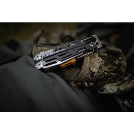 Leatherman® Signal® Multi-Tool