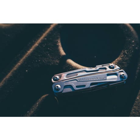 Leatherman® Rev Multi-Tool