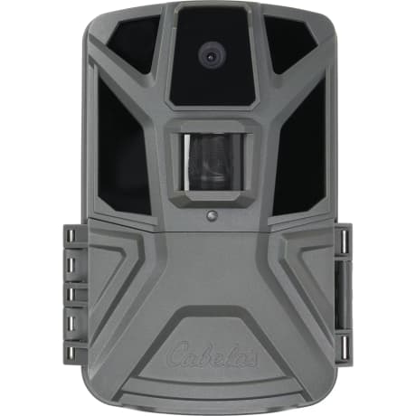 Cabela’s® Outfitter G5 32MP Black IR Trail Camera Combo