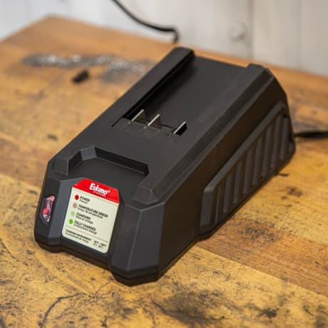 Eskimo® E40 Battery Charger