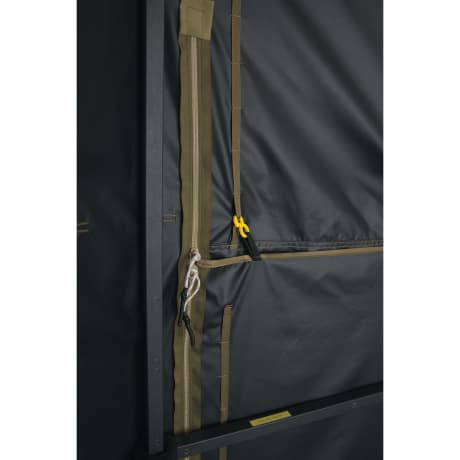 Blackout Blade ’N’ Bullet Ground Blind