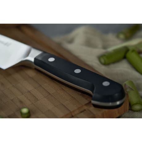 ZWILLING® Pro 7” Chef’s Knife