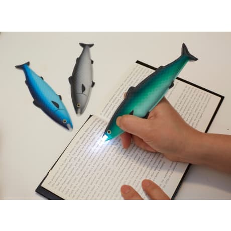 Kikkerland Fish Flashlight