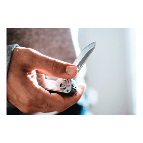 Leatherman® FREE™ T4 Knife Tool - In the Field