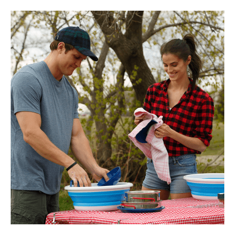 Coghlan's Collapsible Sink - 9 Litre - In the Field
