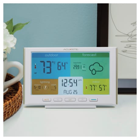AcuRite® Weather Station Forecaster for Indoor/Outdoor Temperature and Humidity and Lightning Detection with Built-In Barometer