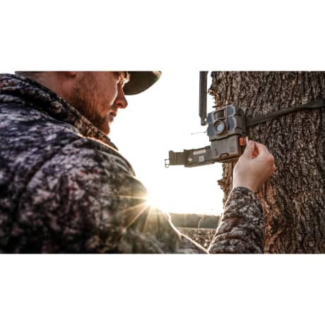 Tactacam™ REVEAL X Gen 2.0 Cellular Trail Camera Combo