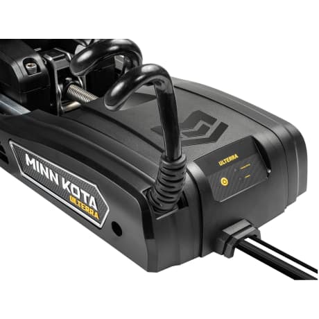 Minn Kota® Ulterra® Quest-Series Bow-Mount Trolling Motor with Dual Spectrum CHIRP, Foot Pedal and Wireless Remote - 60'' Shaft