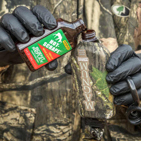 Wildlife Research Center Magnum Scrape-Dripper® Combo with Hot-Scrape®