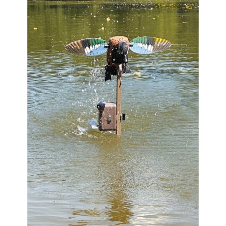 MOJO® Outdoors Triple Whammy Duck Decoy Motion System