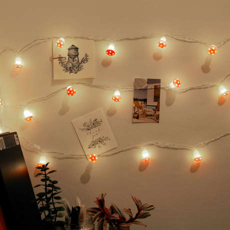 Kikkerland Mushroom String Lights