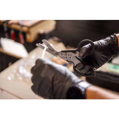 Leatherman® Raptor Rescue Multi-Tool
