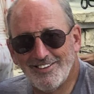 Lee Dobbs