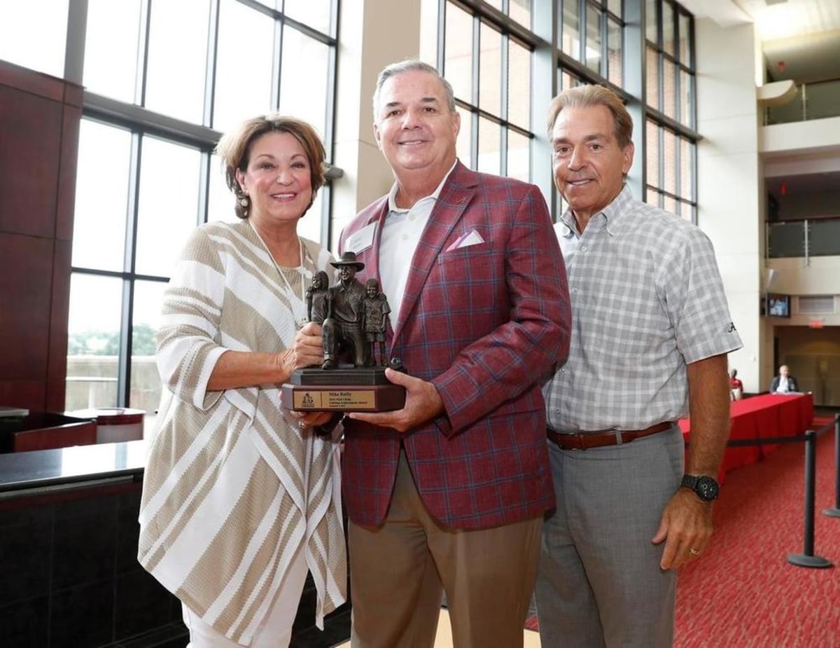 2017 Annual Giveaway Luncheon