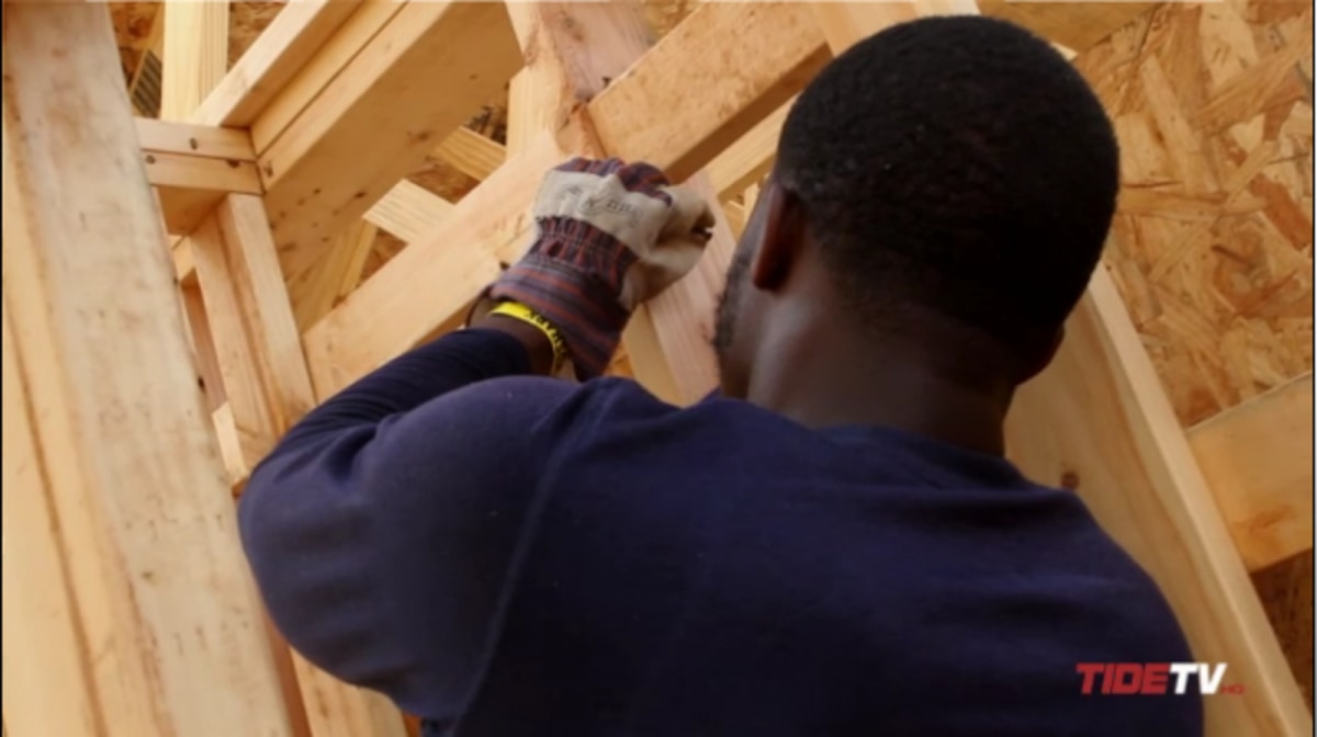 Kent State and Alabama Come Together