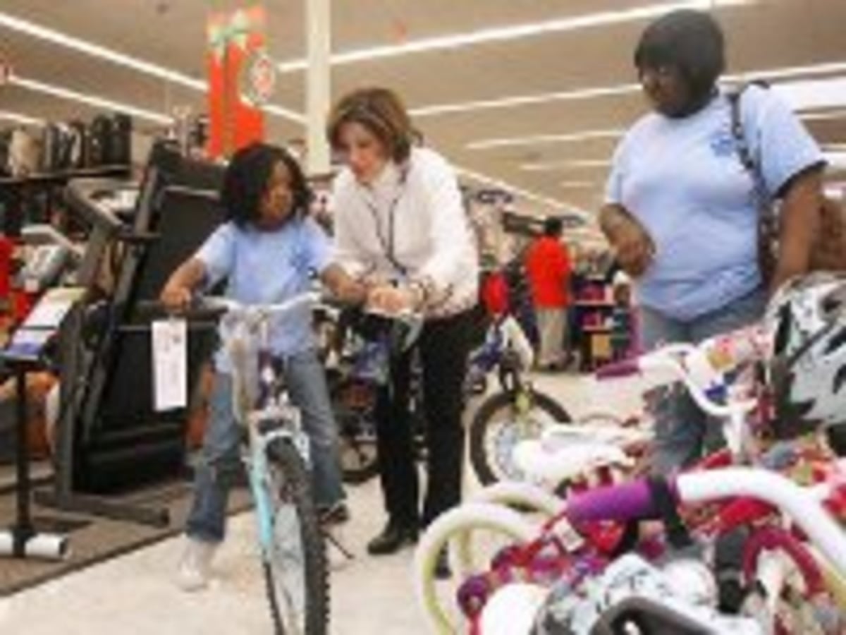 Saban's Foundation Helps Needy Kids