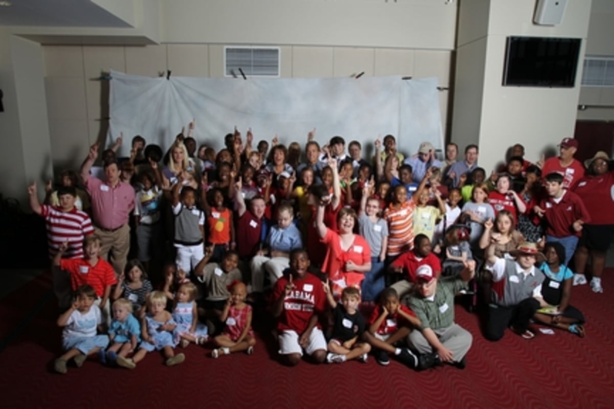 Nick's Kids Gives More Than $450,000 to Local Charities at Tuscaloosa Luncheon