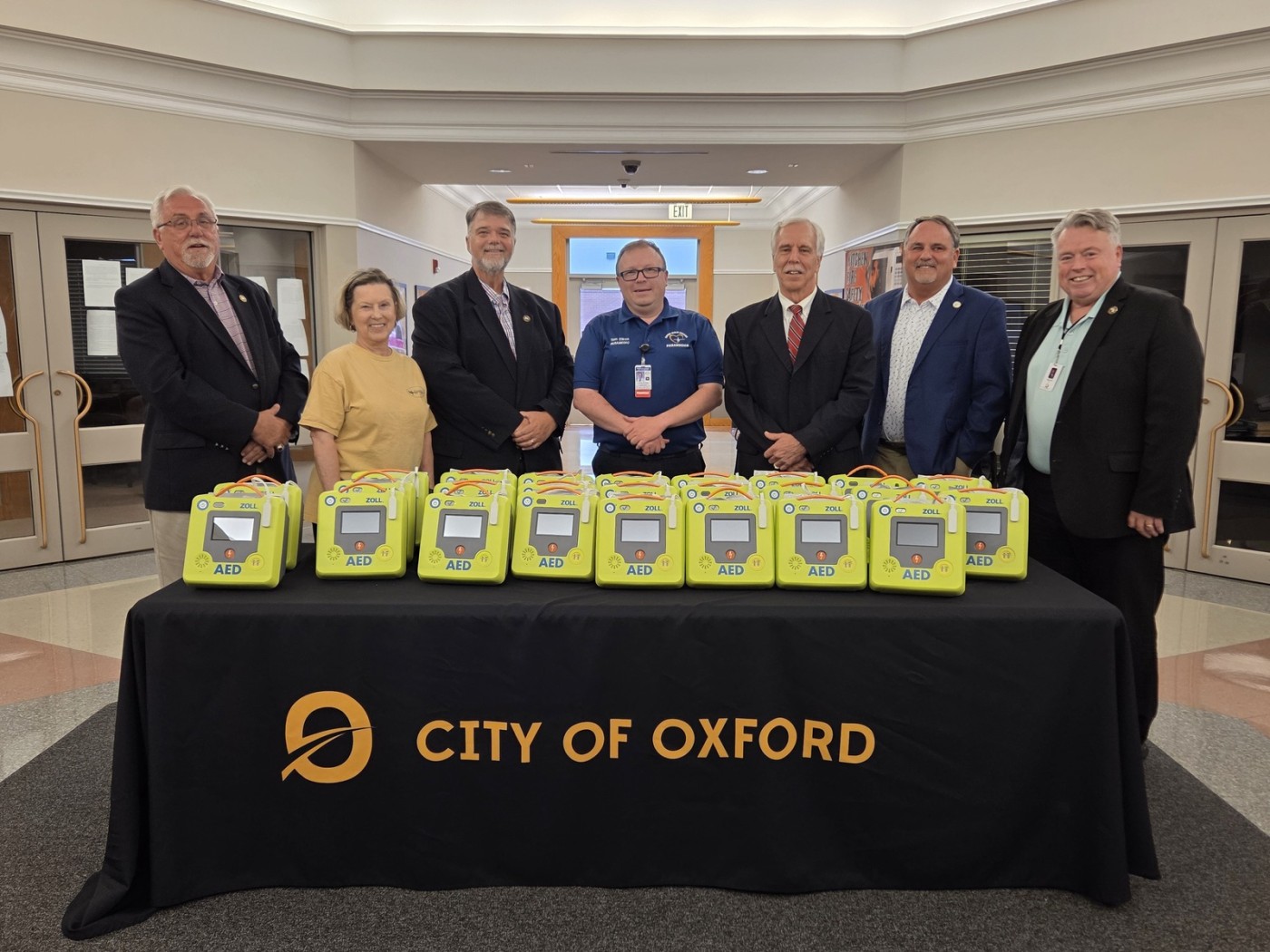 City Council provides new AEDs to Oxford Health Systems