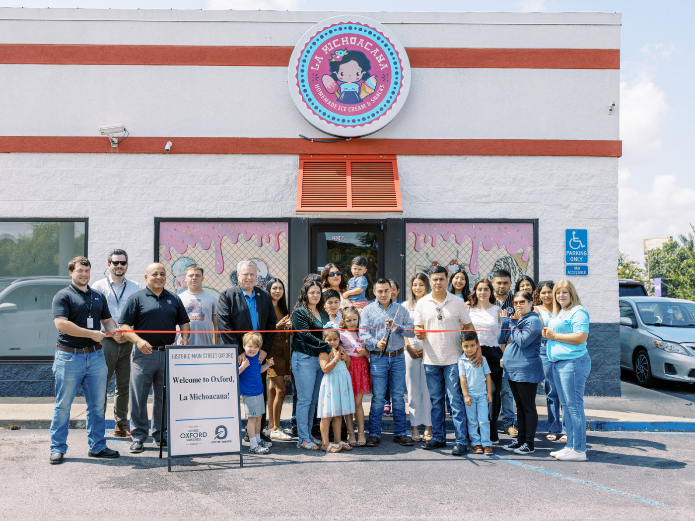 La Michoacana opens Oxford’s newest ice cream shop