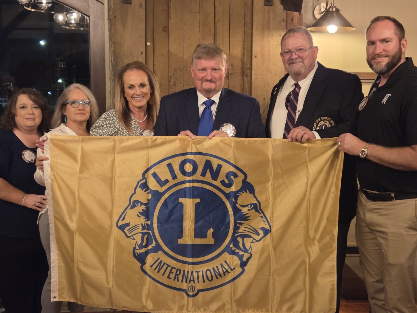 Lions Club roars into service for Oxford
