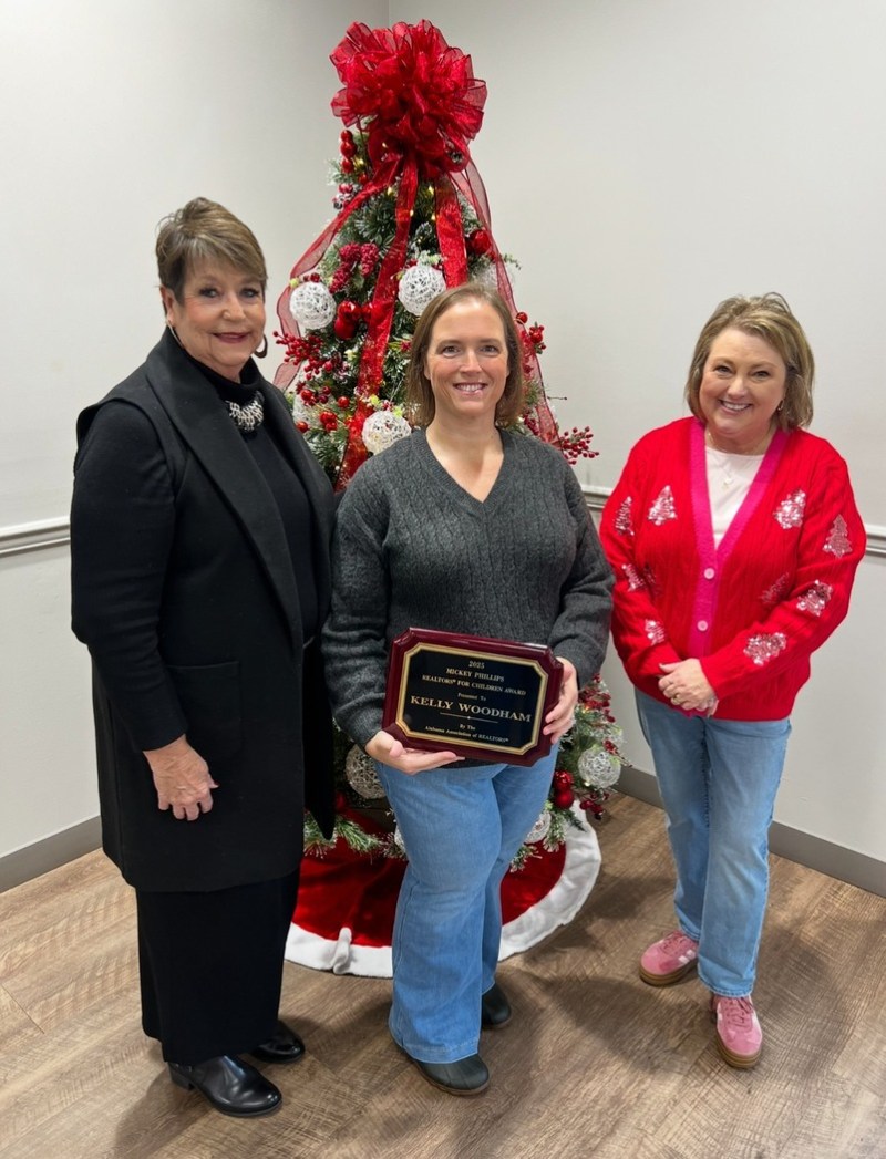 Facetune 05 12 2025 13 47 00