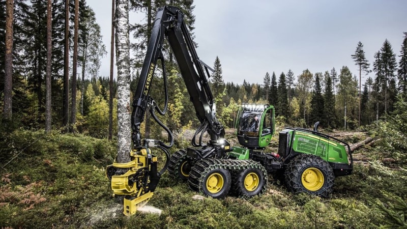 John Deere 1470G Wheeled Harvester