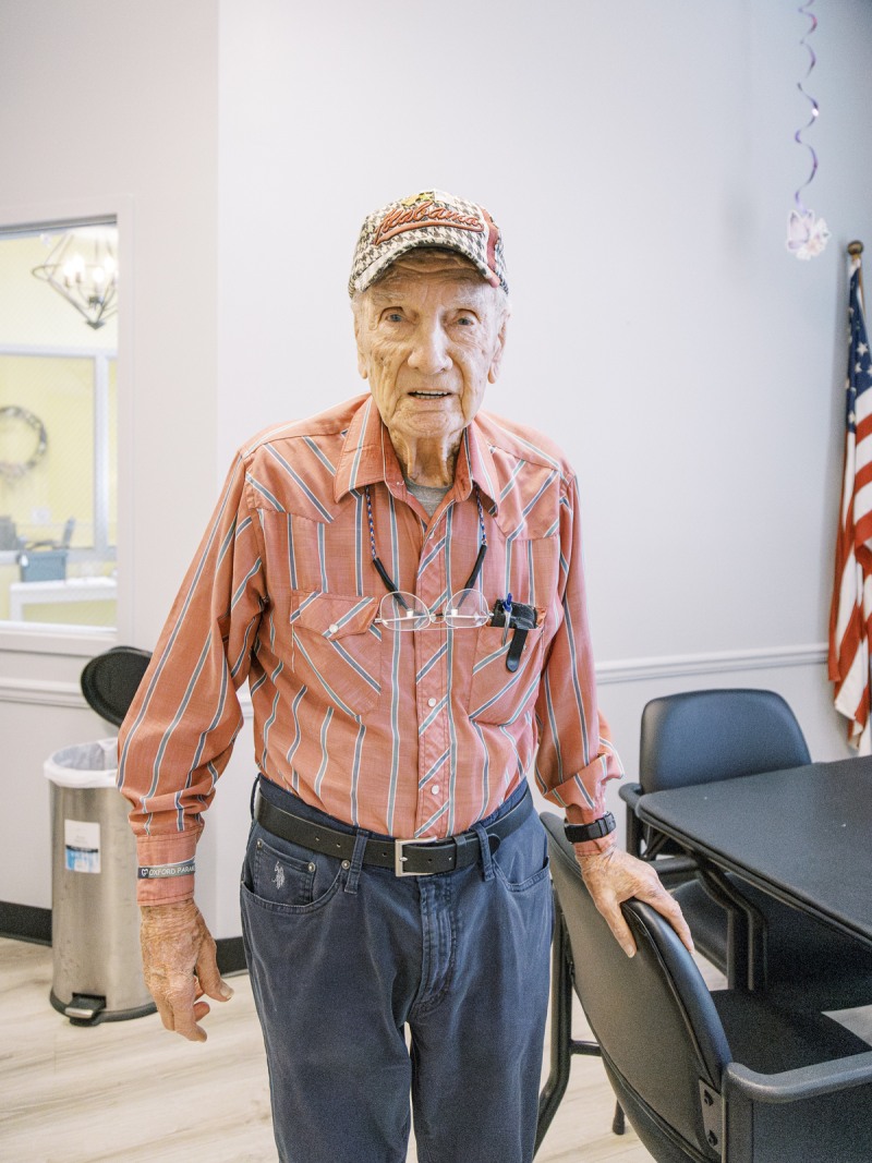 Maurie Reeves celebrates 95 years in Oxford