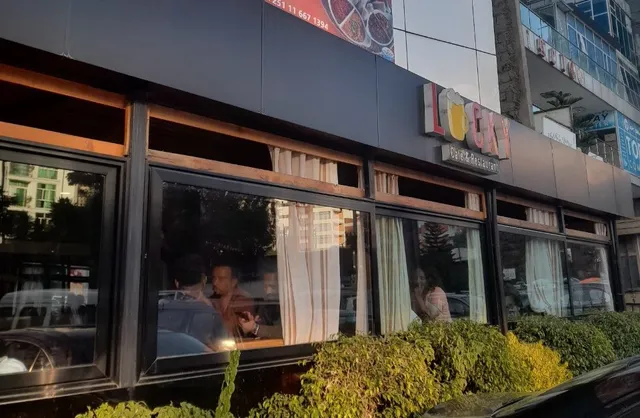 Lucky Cafe & Restaurant