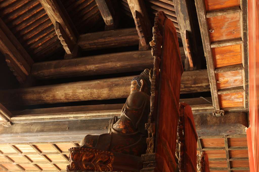 Zhihuadian with Missing Ceiling