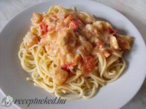 Bazsalikomos hal spagettivel