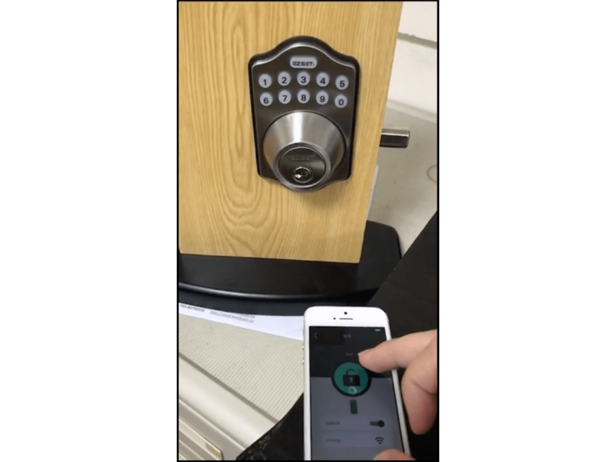 智慧门锁smart door lock