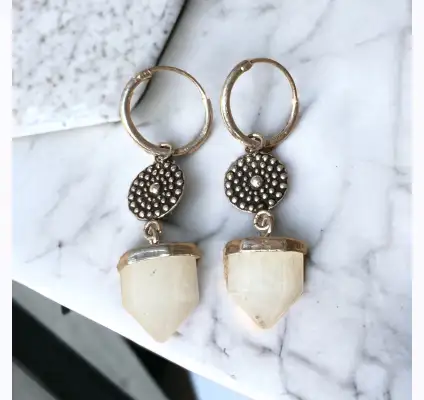 Aros de plata 925 con mandala y cuarzo