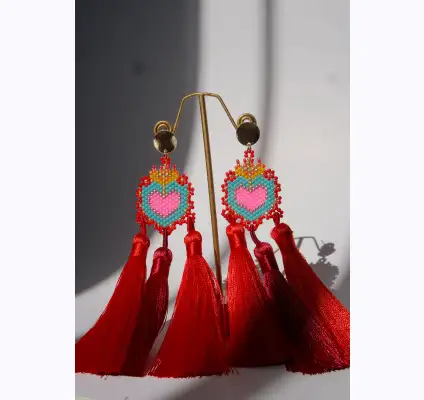 Aros Corazones borlas
