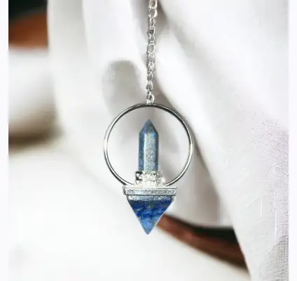 Péndulo con piramide y obelisco de lapislazuli