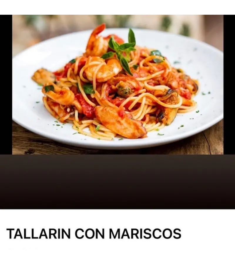 Tallarines Con Mariscos
