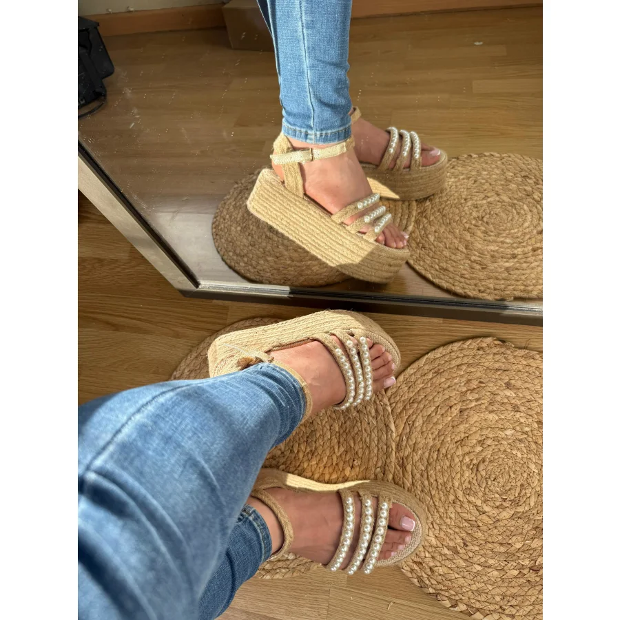 🖤 Sandalias de yute con perlas – Plataforma artesanal