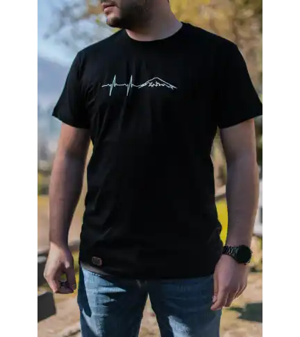 Polera Latido Volcánico Negra Algodón Orgánico