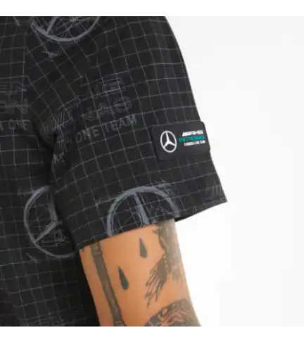 Polera Puma Con Estampado Y Logotipo Mercedes F1
