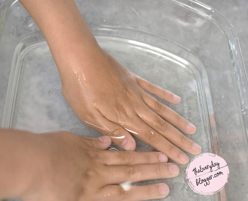 Reduce Wrinkles on Hands and Fingers
