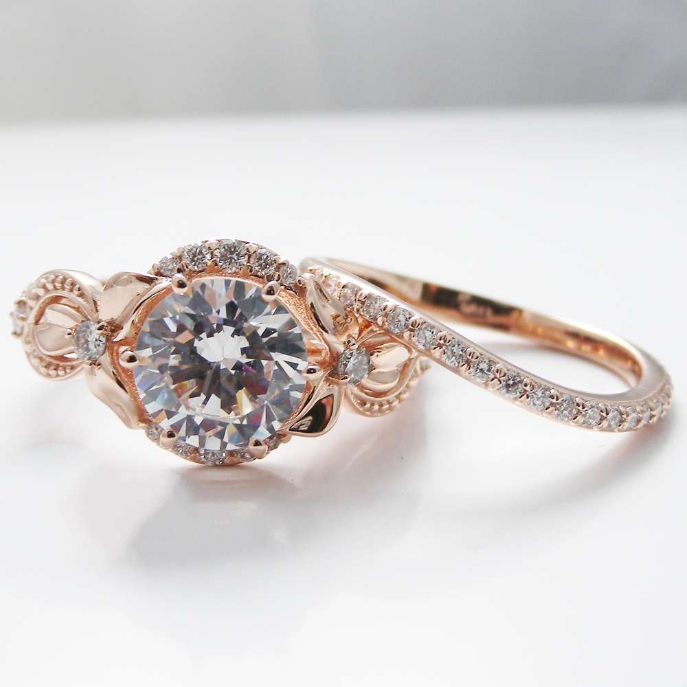 Victoria Moissanite Engagement Ring, Classic Crown Solitaire Ring, Vintage  Rose Gold Moissanite Bridal Set, in 14K Gold, 18K Gold, Platinum -   Canada