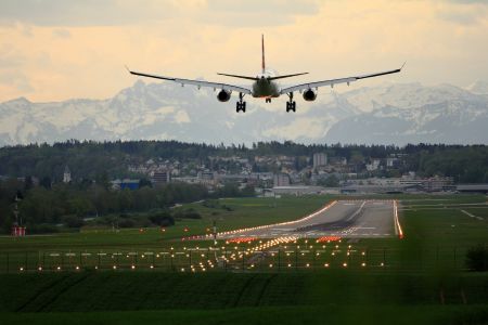 Airplane landing