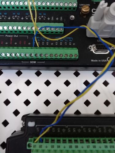 Wiring two dataloggers together