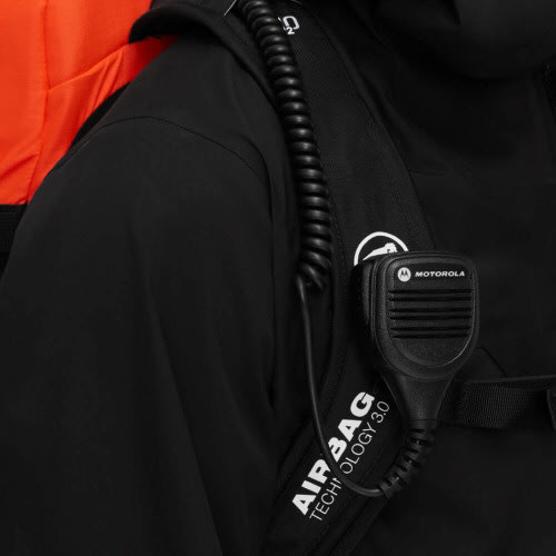 Free 22 Removable Airbag 3.0 - Black - Radio