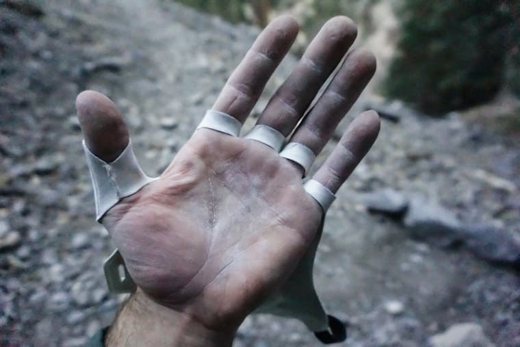 Black Diamond crack gloves, highlighting the low-profile finger loops