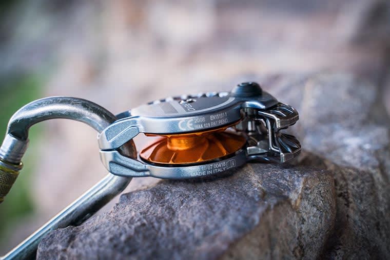 Gear Review: Wild Country Revo vs. Petzl Grigri - Campman