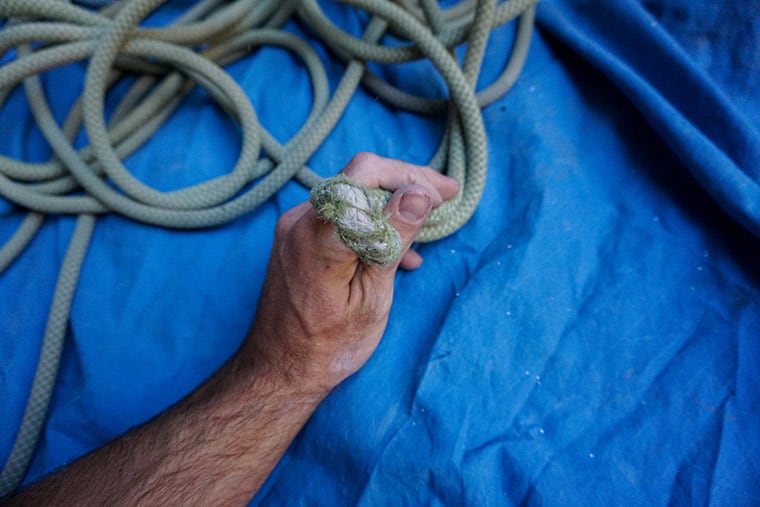 A bight of a Mammut Infinity 9.4mm climbing rope showing a core shot.