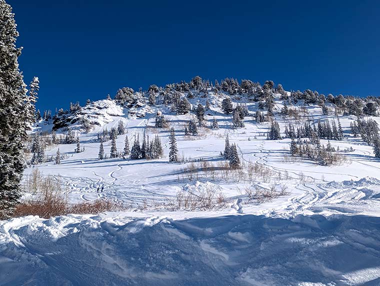 Petticoat Ski run with multiple ski tracks on it